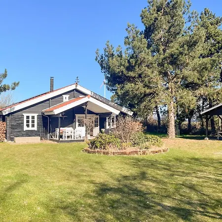 2 Bedroom Cozy In Nykobing Sj Nyrup