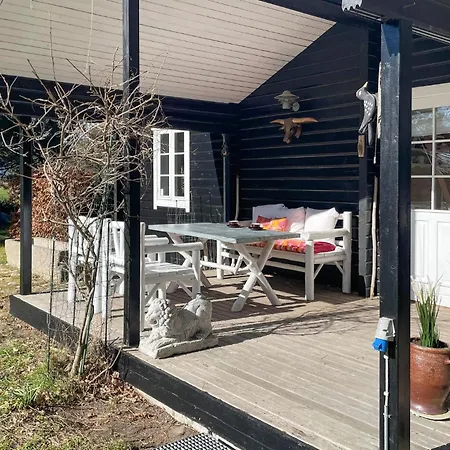 2 Bedroom Cozy In Nykobing Sj