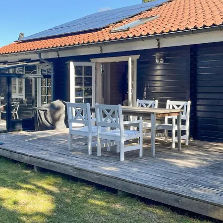 2 Bedroom Cozy In Nykobing Sj
