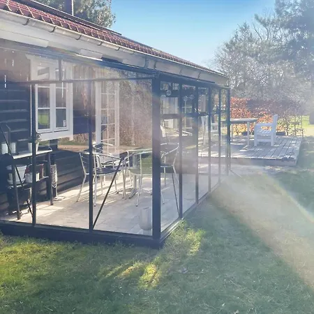 2 Bedroom Cozy In Nykobing Sj Holiday home